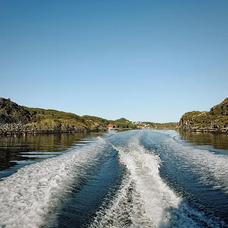 別荘 Nesjaholmen By Interhome Kalavåg