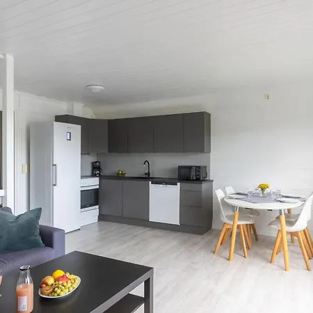Nesjaholmen By Interhome * Kalavåg