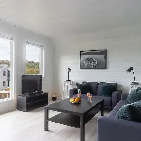 Holiday home Nesjaholmen - Fjh102 By Interhome *
